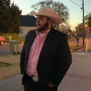 Meet your Posher, Agustin